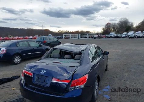 2012 Honda Accord 2.4 Ex z USA, uszkodzony, nr VIN 1HGCP2F72CA098568